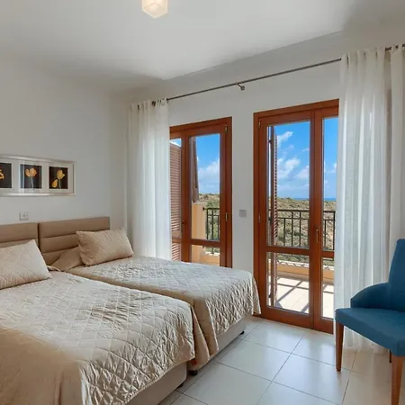 Willa Aphrodite Hills Junior Villas Junior Te02 Air Conditioning Private Pool 2 Bedrooms P *